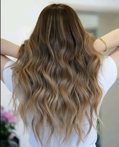 Extensiones Cabello Natural Colocadas