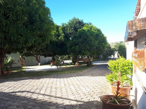 Oportunidade Imperdível! Casa À Venda Em Almenara