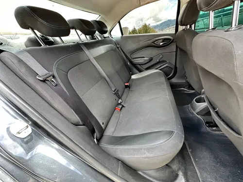 Chevrolet Onix 1.4 L.T Sedan Mecanico