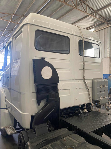 Mercedes-benz L1620