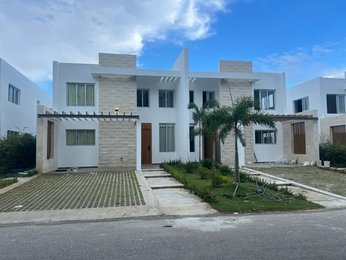 Vendo Villa En La Romana 