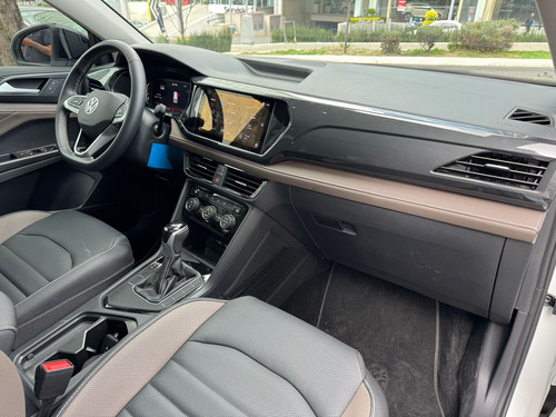 Volkswagen Taos 1.4 Tsi Highline At