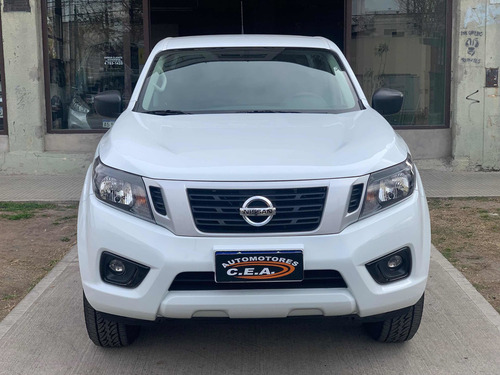 Imagen 6 de 10 de Nissan Frontier 2022 2.3 Se Cd 4x2 Mt