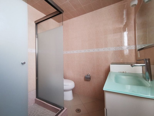 Casa Duplex 374m2c / 3r / 4.5b / 2a / Patio