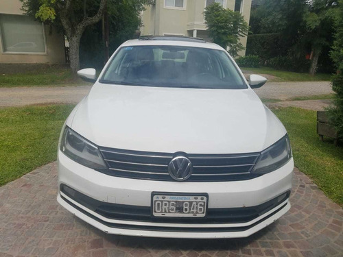 Volkswagen Vento 2.5 Advance Plus 170cv 2015