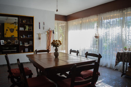 Imagen 10 de 30 de Casa En Venta 4 Ambientes Martinez