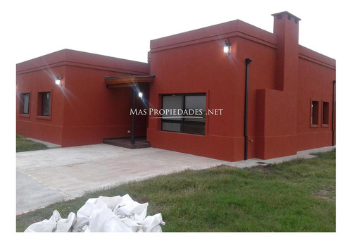 Casa En Venta En Canning Cruz Del Sur 4 Ambientes