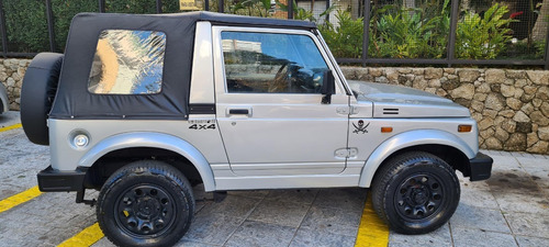Imagem 2 de 7 de Suzuki Samurai Canvas