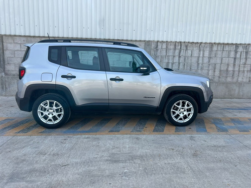 Jeep Renegade 1.8 Sport 4x2 At