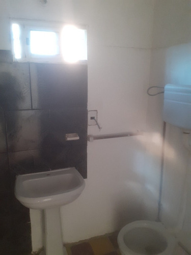 Imagen 6 de 9 de Casa Dos Dormitorios