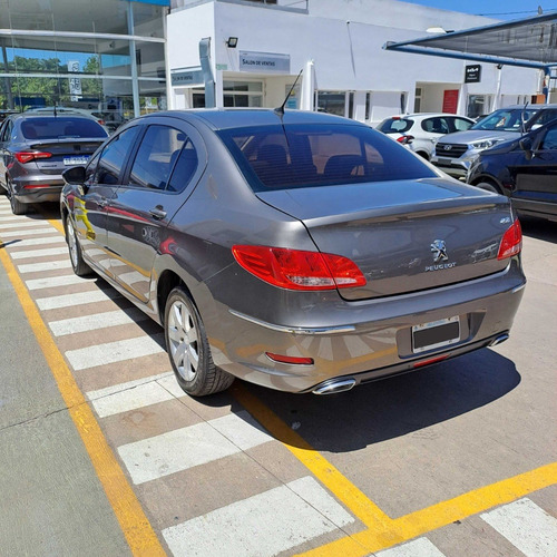 Imagen 2 de 18 de Peugeot 408 Allure 2.0n 2013