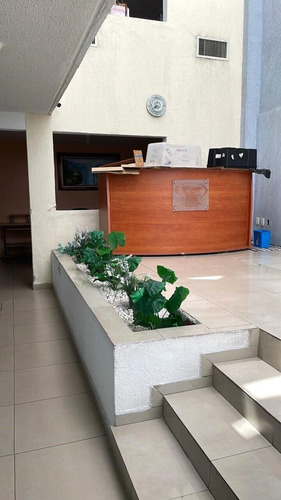 Edificio De 3 Niveles En Venta En Pensador Mexicano, Venustiano Carranza