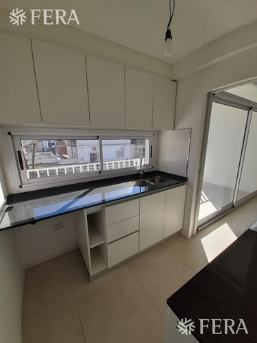 Imagen 3 de 22 de Venta De Departamento 2 Ambientes En Crucesita (28816)