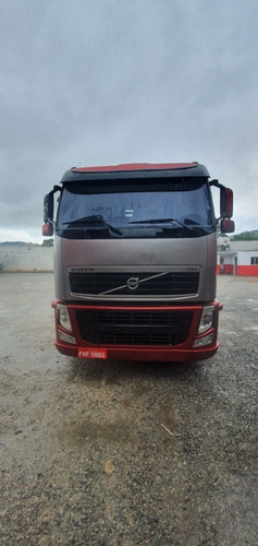 Caminhão Volvo Fh 460 - 6x2t Ano 2013