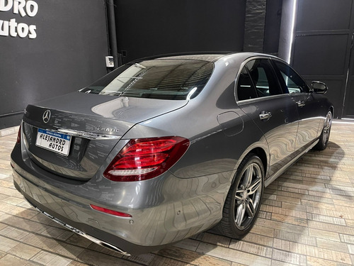 Imagen 3 de 15 de Mercedes Benz E400 4matic 2017