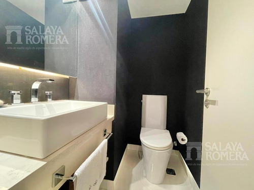 Imagen 11 de 28 de Venta - Apartamento De Categoria , Primera Linea Brava Sap4325120.