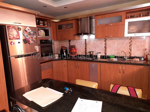 Imagen 24 de 25 de Casa Duplex Remodelada En Venta Urb Orticeño Estef 21-27270