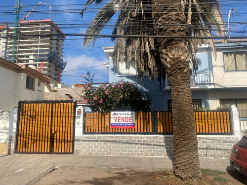 Casa Destino Oficina Dos Pisos Sector Av. Brasil.