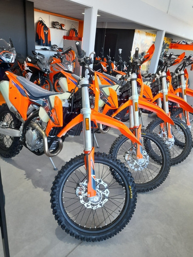 Imagen 10 de 17 de Ktm Exc F 350 2022 Exclusiva En Motoswift