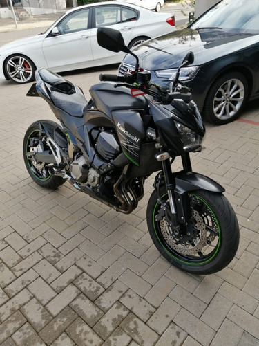 Kawasaki - Z800 - 2014