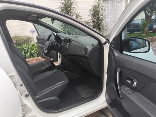 Renault Sandero 1.6 Polar