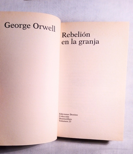 2 Libros Rebelión En La Granja De George Orwell 1999 Y 2022 (Usado)