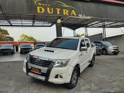 Toyota Hilux 3.0 STD 4X4 CD 16V TURBO INTERCOOLER DIESEL 4P MANUAL