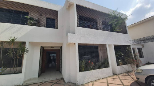 Imagen 13 de 23 de Yasmin Roa En Venta Casa En Venta Urbanización Guaparo Cod 140717