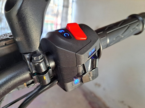 Imagen 9 de 14 de Bajaj Dominar 250. Vtv Y Service Al Día!!!