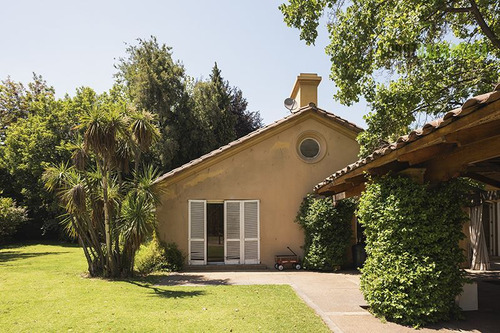 Casa En Venta De 4 Dorm. En Las Condes