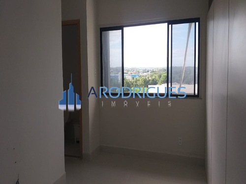Imagem 2 de 10 de Oportunidade De Sala Comercial Pra Alugar No Evo Buraquinho,105 M² Nascente Piso Porcelanato, Forro Luninarias, Ar Condicionado, Cortinas! - Sa00085