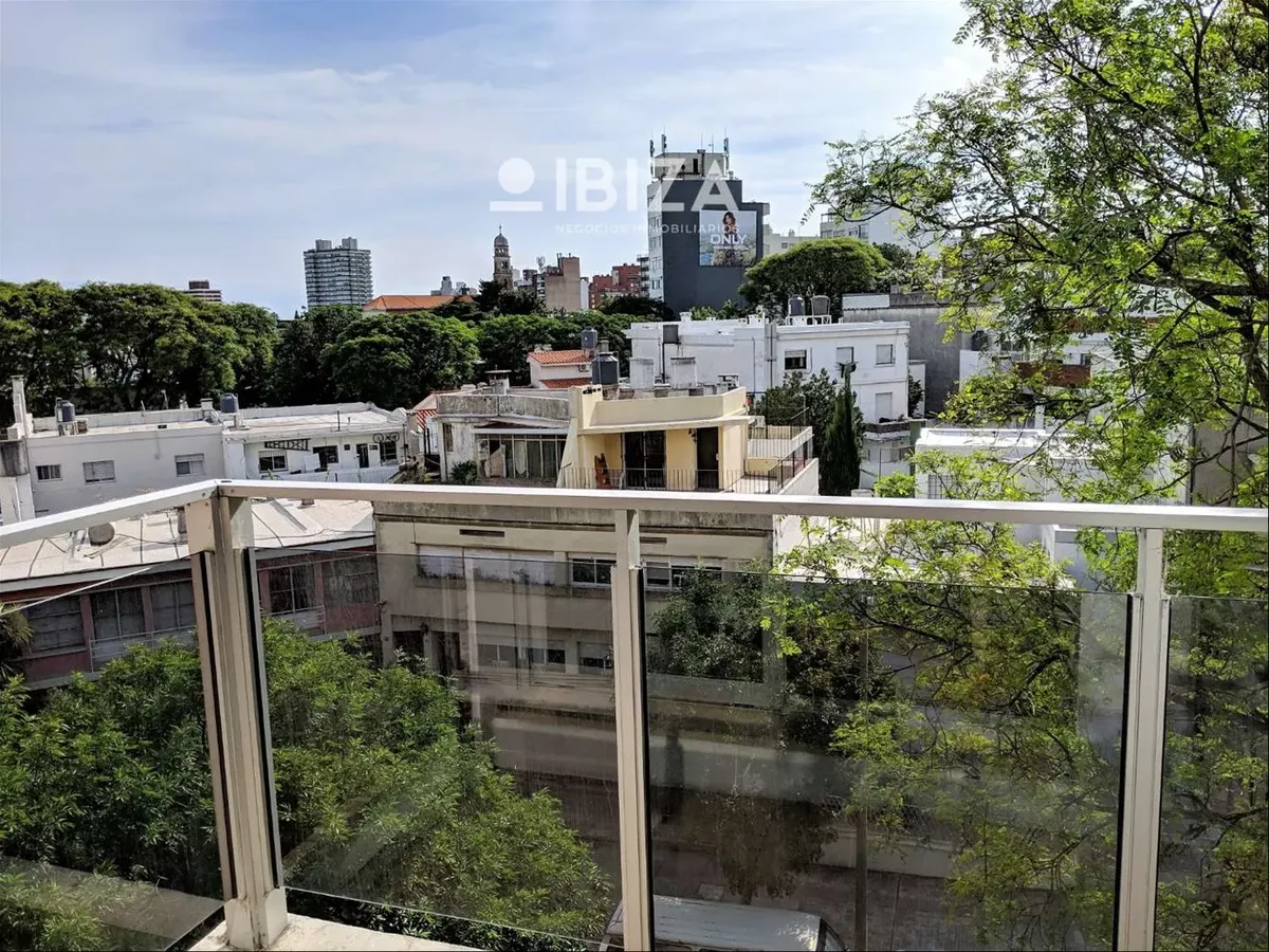 Apartamento 1 Dormitorio Terraza Opción Garage En Villa Biarritz · Foto 2
