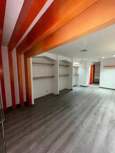 Vendo Local En Cc Oviedo