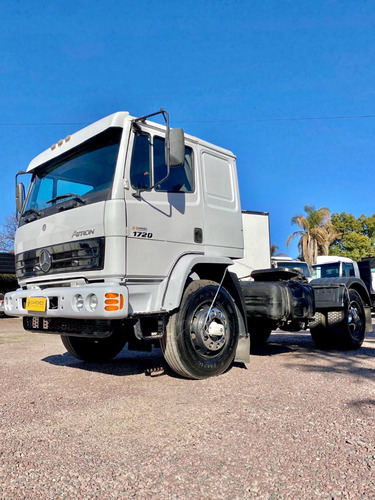 Mercedes Benz Atron 1720 Año 2012