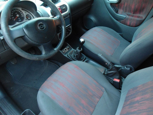 Imagem 5 de 6 de Chevrolet Montana 1.8 Flex Sport