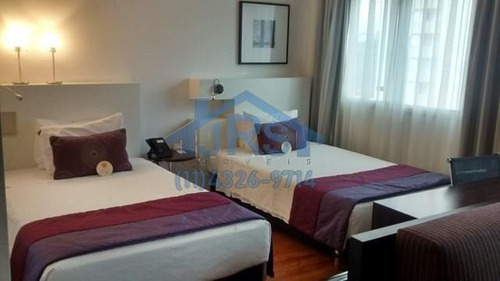 Flat Com 1 Dormitório À Venda, 31 M² Por R$ 203.000 - Alphaville Industrial - Barueri/sp - Fl0048