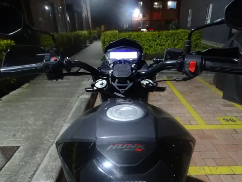 Hero Hunk 160 Rs 2v