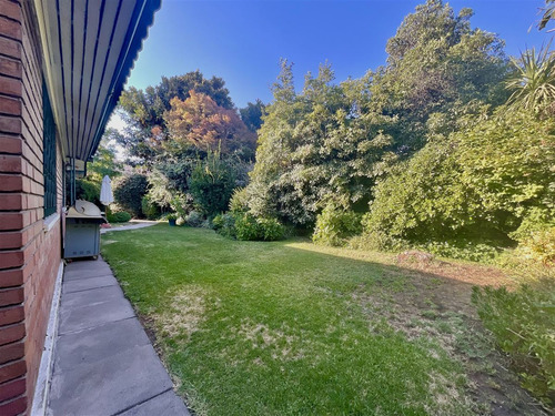 Casa En Venta De 3 Dorm. Domingo Bondi, Las Condes