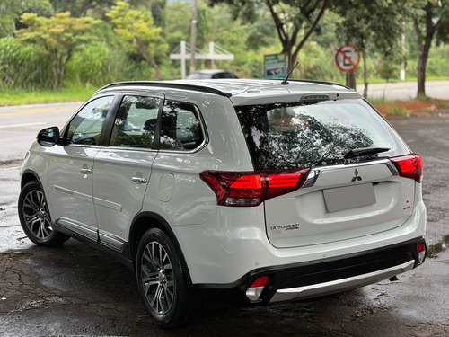 Mitsubishi Outlander 2.2 4wd 5p
