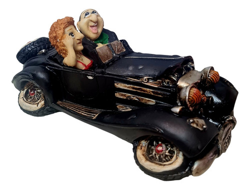 Carro Antigo Conversível Vintage Com Casal Decoração Premium