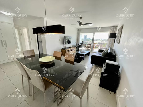 Espectacular Apartamento De 2 Dormitorios En Venta Piso 15