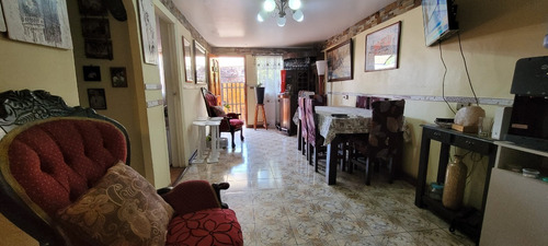 Excelente Casa 6 Dorm. 3 Baños El Bosque, Metro Observatorio