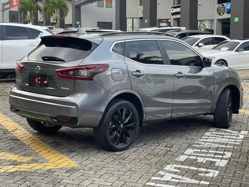 Nissan Qashqai Midnight