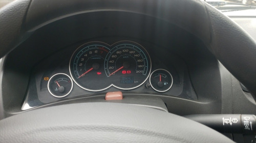 Imagem 6 de 10 de Chevrolet Celta 2014 1.0 Lt Flex Power 5p