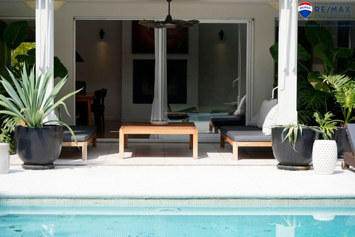 Venta Casa Con Jardin Y Pileta En Rincon Del Arca