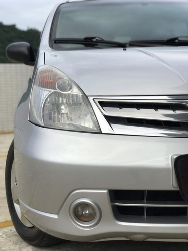Nissan Livina 1.6 S Manual 2013