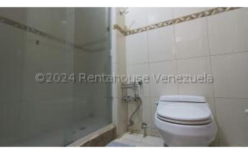 #25-2091 Amplios Apartamento En Mirador De Los Campitos I