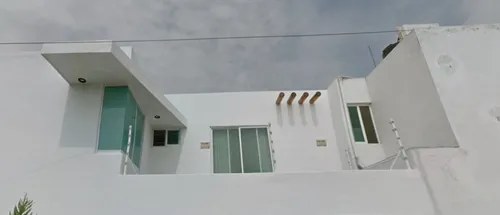 Gran Oportunidad De Inversión - Casa Economica En Venta (remate) - Pl. De La Cruz 608, Las Plazas, 36620 Irapuato, Gto.
