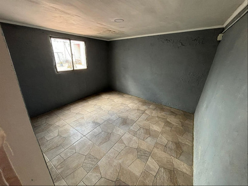 Casa Melo Cuatro Dormitorios Patio Y Parrillero
