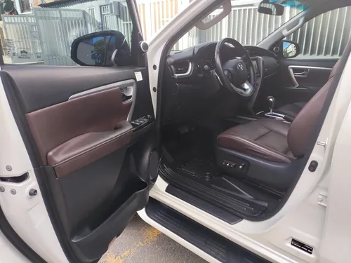 Toyota Fortuner 2.8l